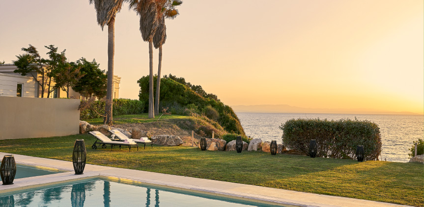 22-luxury-beach-nostalgia-villa-mandola-rosa-resort